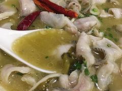 吉品酸菜鱼-吉品系中餐厅(歌斐中心店)