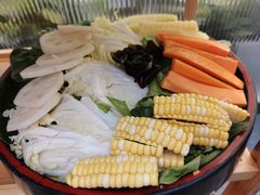 -一朵菌·野生菌探索家火锅(南亚店)