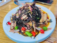 腊肉核桃花-樱桃创意厨房