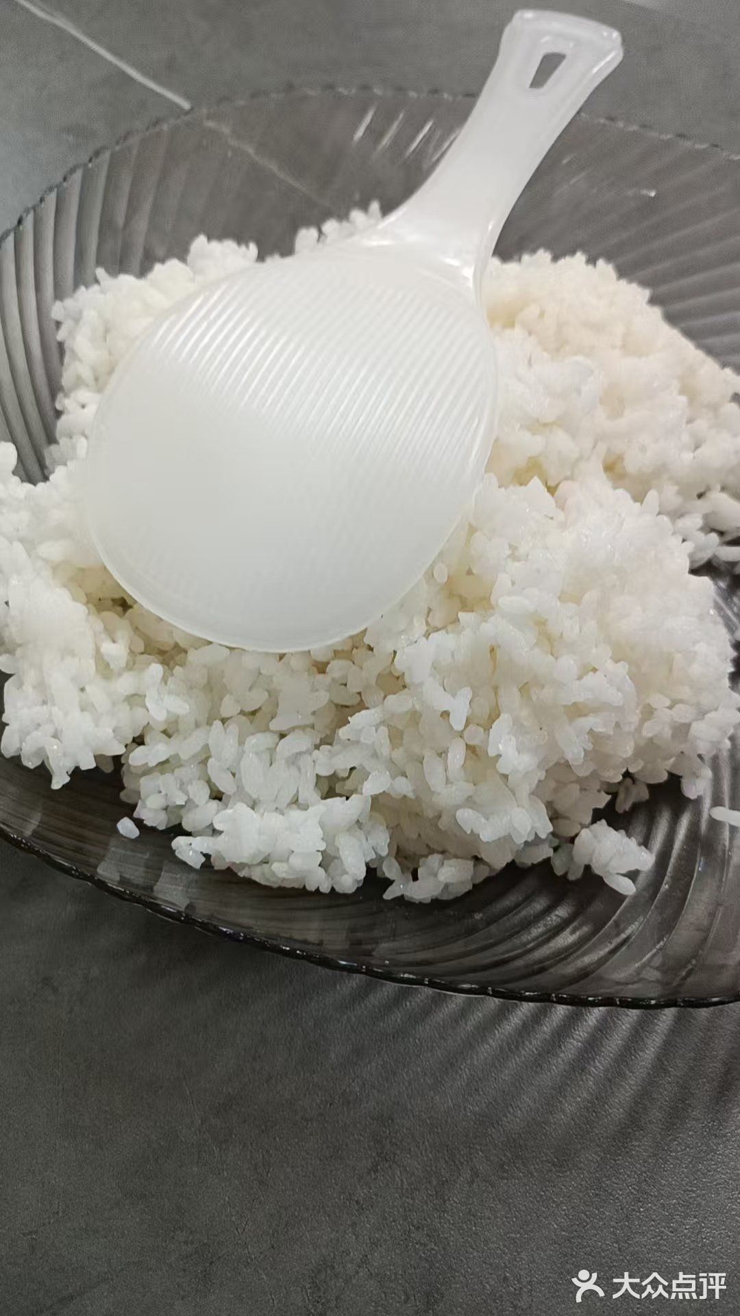 今天火锅吃撑了，超满足