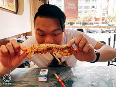 -覃记海鲜美食餐厅