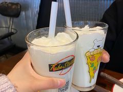 优格奶昔-Tubestation站点比萨(高新万达ONE店)
