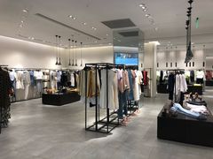 -URBAN REVIVO(七宝领展广场店)