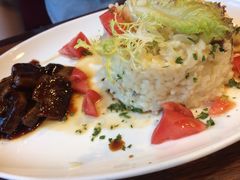 -玛格萝妮(汇智国际商业中心店)