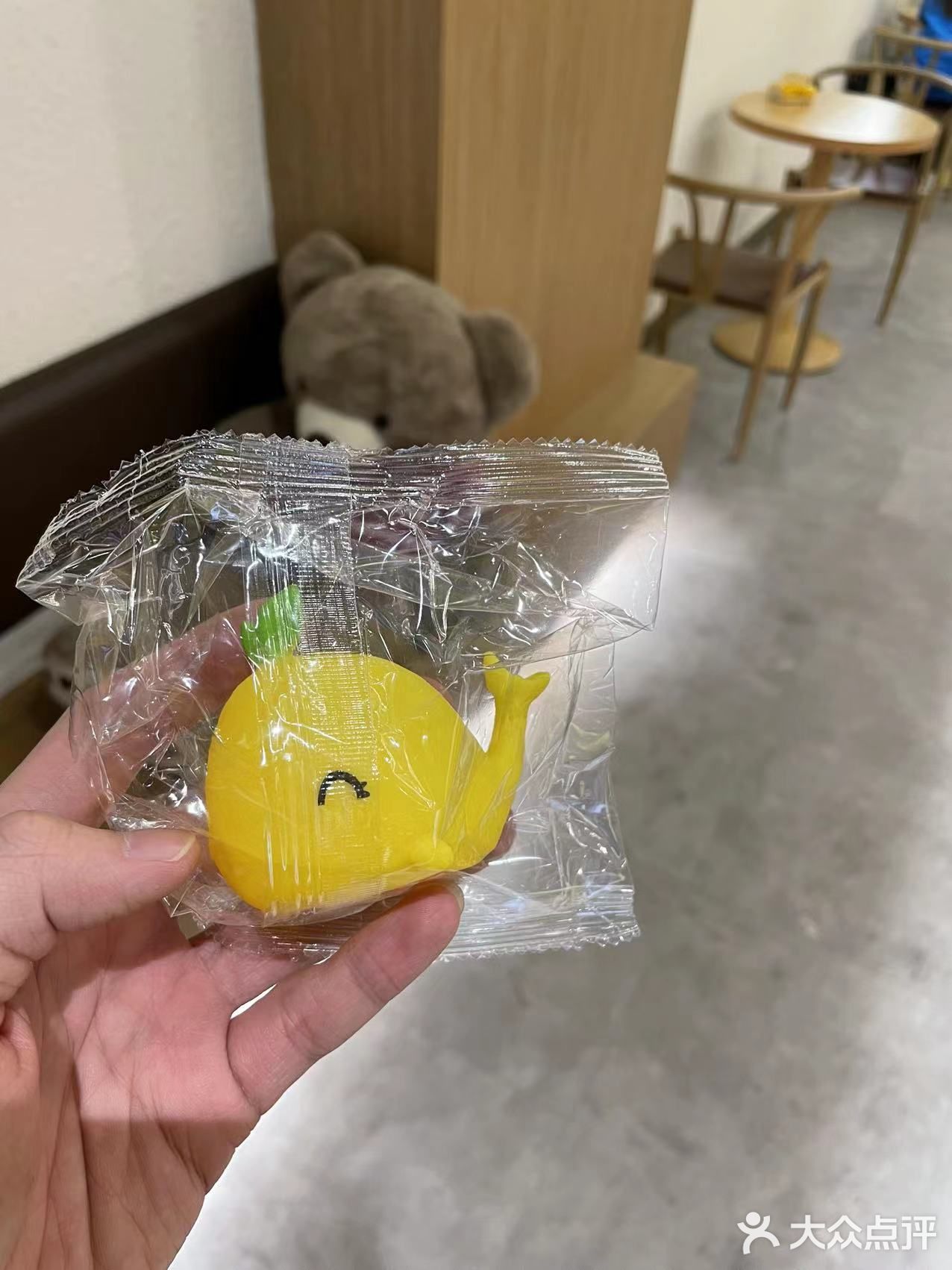 哈哈哈，能掐的，想不到买一杯，还能有一个