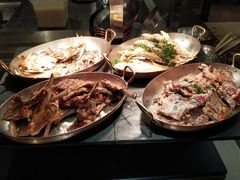 -圣丰索菲特·2 On 988 Café 自助餐厅