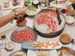 -泓炙颐凤鲜海鲜火锅料理(桐乡店)