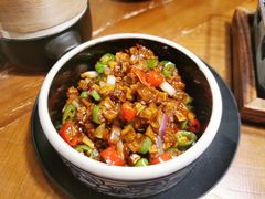 传统黑三剁配薄饼-雀舞云南菜(天津天河城购物中心店)