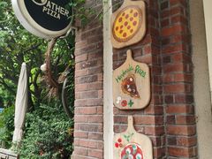 -Gather pizza