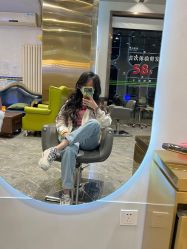 -卡尔诗·科技美肤连锁