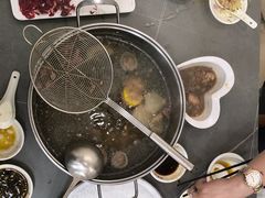 -官塘陈记鱼生·潮汕砂锅粥·牛肉火锅(潮枫路总店)