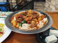 -清真·弹拨尔新疆美食餐厅(延龄巷店)