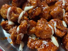 -BHC炸鸡(明洞总店)