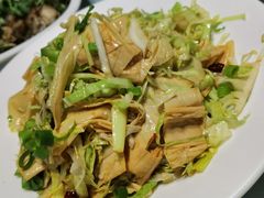 -老船夫婚宴婚庆会馆(延吉路店)