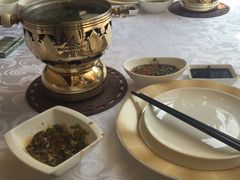 -海鲨湾海鲜会馆(百家湖1912店)