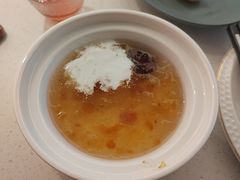 缤纷雪燕浸桃胶-川越泰火锅(吉利大厦店)