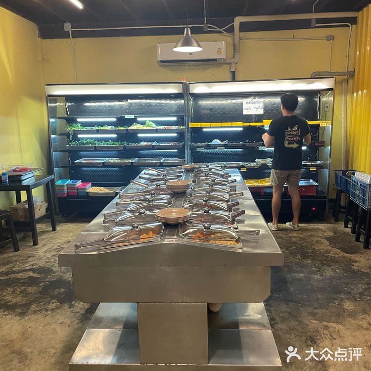 芭提雅这家海鲜自助给我冲!