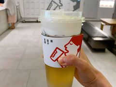 -喜茶(杭州滨江宝龙店)