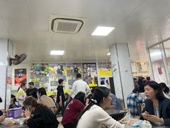 大堂-汪家馄饨(集庆路店)