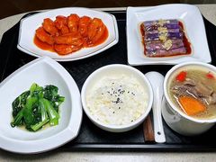 -优护佳医护级月嫂(和睦家浦西店)