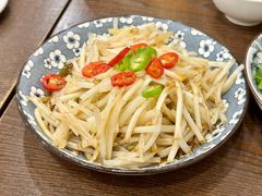白水芹炒豆腐丝-小实惠嘉(威海路店)
