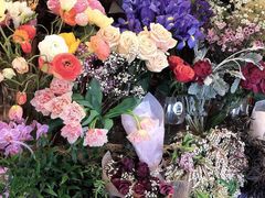 -FLOVIE FLORIST CAFE