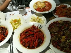 -龙巢盱眙龙虾·牛蛙·烧烤宵夜(八卦岭店)