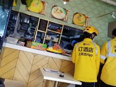 -蒙小妹骨汤饭.米线(新光路店)