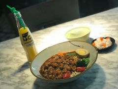 小龙虾拌面-轻捞慢起面馆(新世界百货店)