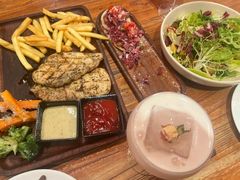 -Luga's 西餐酒吧·bistro(百家湖1912店)