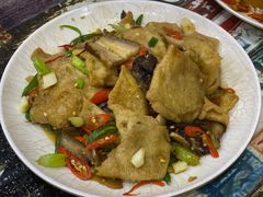 红烧肉炒特色豆腐-文杰餐馆(南洪时尚风情街店)