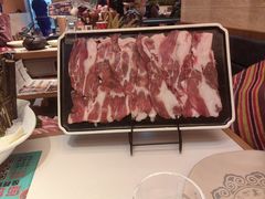 -老牌坊云南鱼豆花火锅(哈西万达店)