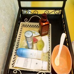 -悦芳庭美肤美体品牌集合店