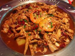 -胖哥俩肉蟹煲(万国店)