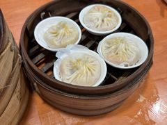 -莱莱小笼·乔艾