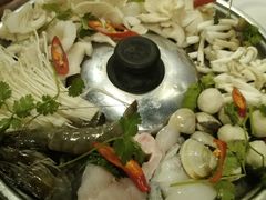 -Thai Market Restaurant( 04 Tran Quoc Toan)