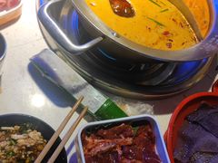 -钢管厂五区小郡肝串串香(滨江店)