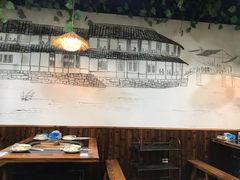 大堂-三里屯土灶炖公鸡地锅鸡(江东店)