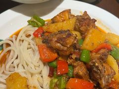 -尕盼舍连锁餐饮大盘鸡拌面王(中和美食街店)