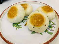 生煎葱油肉松包-金河半岛园林酒家(金融城店)