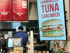 -The Habit Burger Grill 哈比特汉堡(爱琴海店)