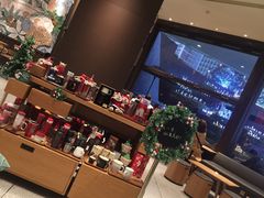 零售区-星巴克臻选(南宁万象城店)