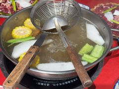 -潮汕·草根牛肉档(上海荟聚城市集市店)