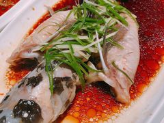 清蒸游水吻鱼-漓江又一軒·广西菜·桂林米粉(梅林店)