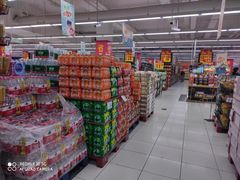 -家乐福(四元桥购物中心店)