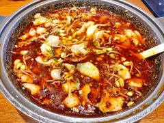 -渝是乎酸菜鱼·川渝小炒(新世界百货望京店)