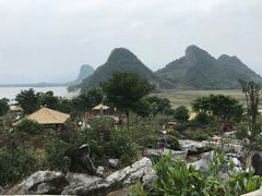 -英德宝晶宫天鹅湖茶语温泉