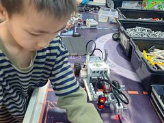 -贝尔机器人编程中心(罗宾森店)