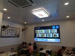 大堂-富临港·蒸汽海鲜·手抓海鲜·炒菜(栈桥店)