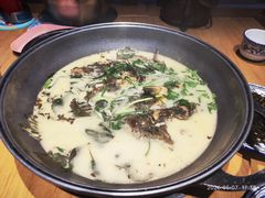 -岩泊渡桂鱼楼活鱼馆
